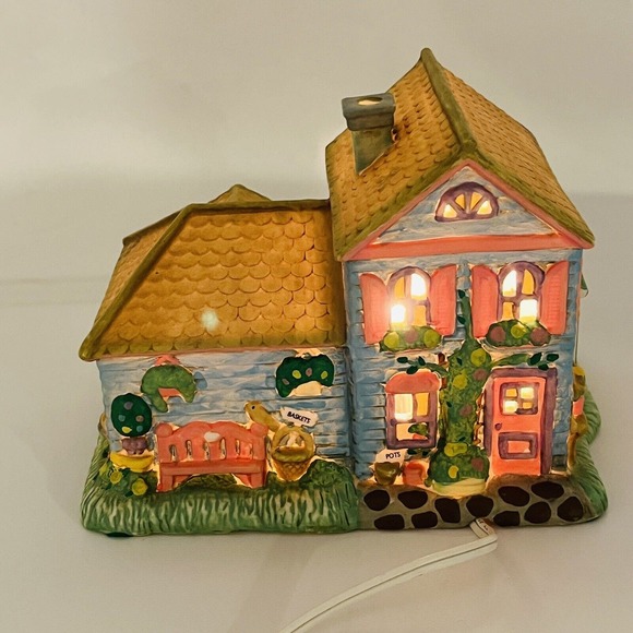 Cottontail Lighted‎ Garden Shoppe & Nursery Easter Cottage Midwest Cannon Falls - Picture 4 of 9